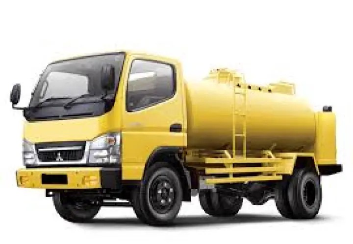 SEDOT WC SAMPAI HABIS di Pik 2